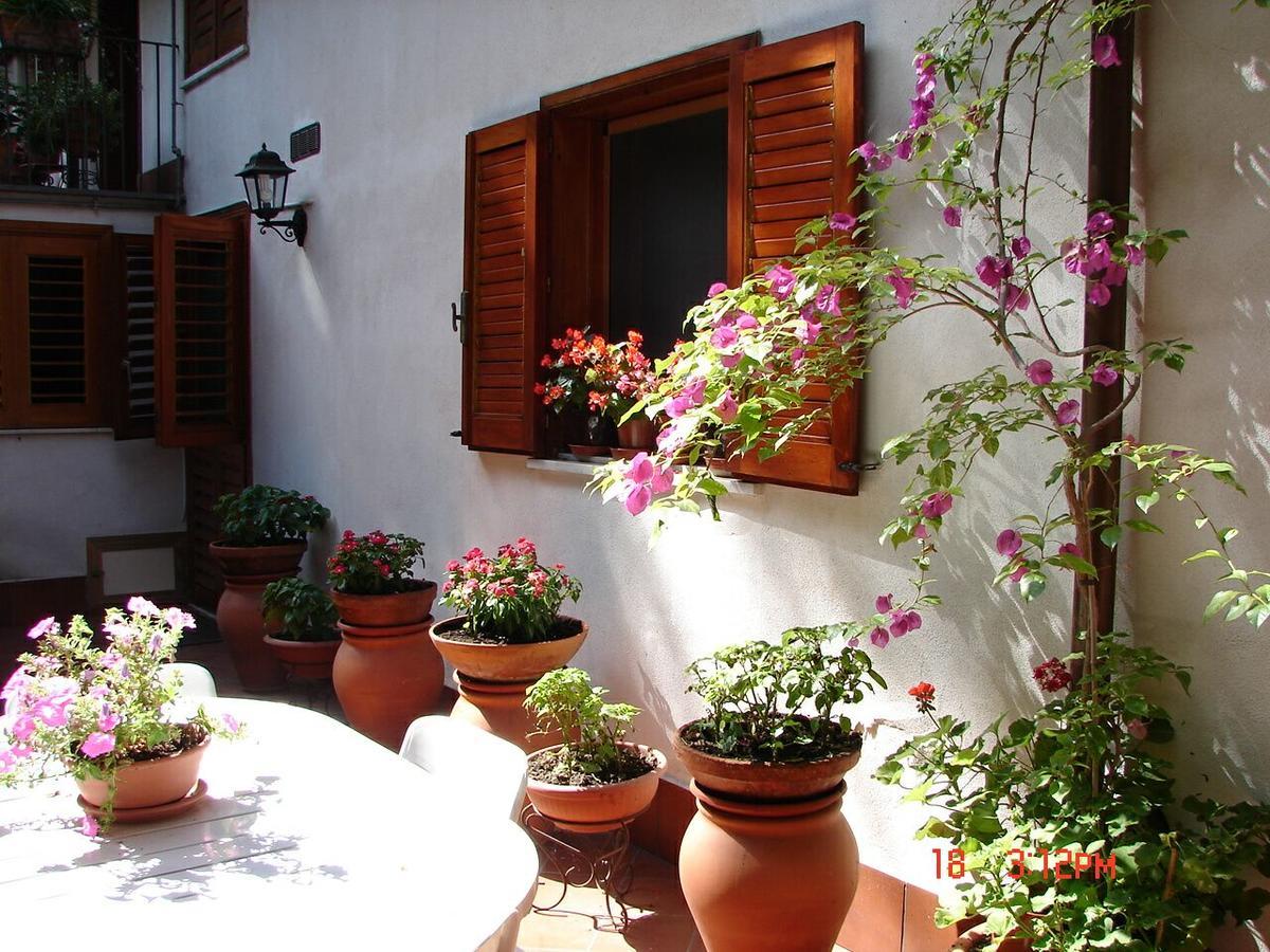 Villa Rosa Etna Apartments Zafferana Etnea Exterior foto